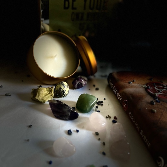 Coco Apricot Scented Candles
www.indiscoveringme.com - Picture 3 of 5